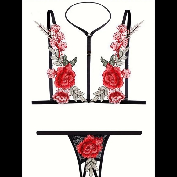 Black & Red Rose, Kink Strapped, Lingerie Set - Picture 7 of 12